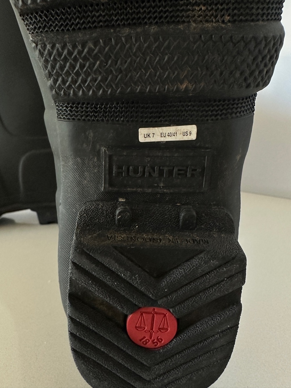 Hunter Original Tall Waterproof Rain Boots Women’s Size 9 Black Matte - Picture 11 of 12